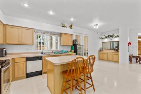 Villa ou maison à vendre à Apopka, Floride: 5 chambres, 351.91 m2 № 1679556 - photo 15