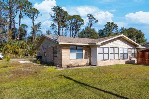 Apartamento en alquiler en Lake Alfred, Florida, 2 dormitorios, 183.95 m2 № 2148690 - foto 17
