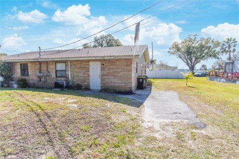 Apartamento en alquiler en Lake Alfred, Florida, 2 dormitorios, 183.95 m2 № 2148690 - foto 2