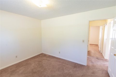 Apartamento en alquiler en Lake Alfred, Florida, 2 dormitorios, 183.95 m2 № 2148690 - foto 14