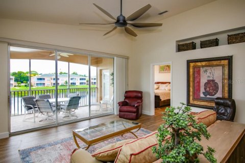 Copropriété à louer à Bradenton, Floride: 3 chambres, 137.68 m2 № 1740601 - photo 4