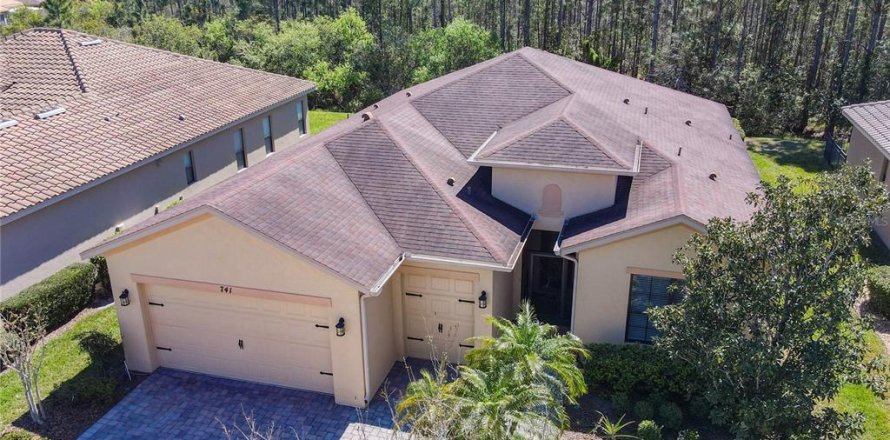 House in Poinciana, Florida 3 bedrooms, 222.32 sq.m. № 1546917