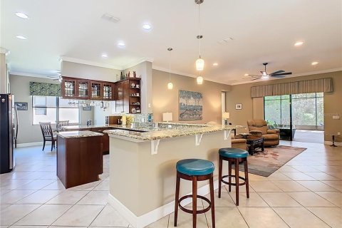 House in Poinciana, Florida 3 bedrooms, 222.32 sq.m. № 1546917 - photo 5