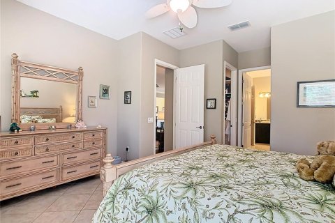 House in Poinciana, Florida 3 bedrooms, 222.32 sq.m. № 1546917 - photo 16