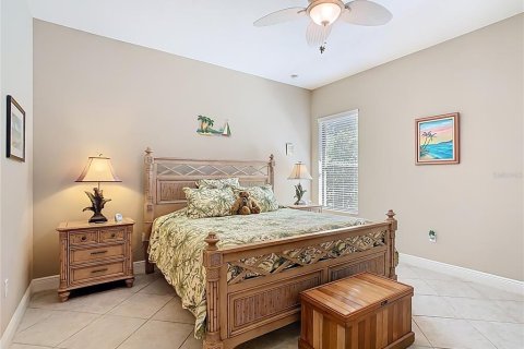 House in Poinciana, Florida 3 bedrooms, 222.32 sq.m. № 1546917 - photo 18