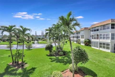 Condominio en venta en Lauderdale Lakes, Florida, 2 dormitorios, 87.7 m2 № 1864719 - foto 7