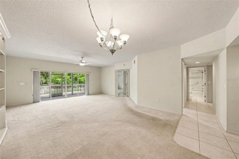 Copropriété à vendre à Largo, Floride: 3 chambres, 141.21 m2 № 2150398 - photo 7