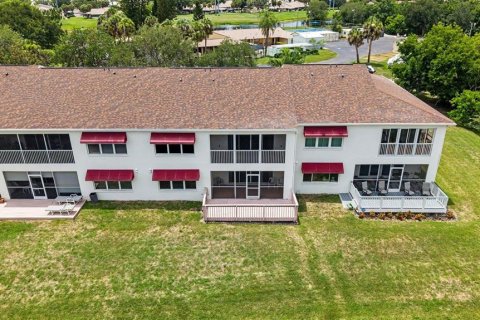 Copropriété à vendre à Largo, Floride: 3 chambres, 141.21 m2 № 2150398 - photo 2