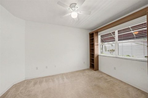 Copropriété à vendre à Largo, Floride: 3 chambres, 141.21 m2 № 2150398 - photo 14