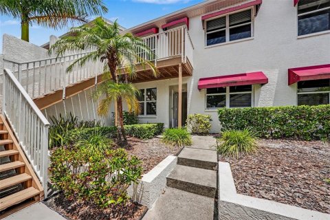 Condo à Largo, Floride, 3 chambres № 2150398