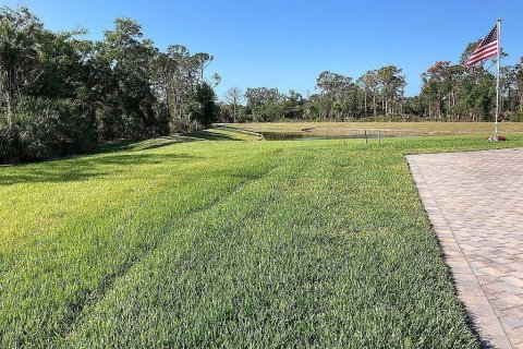 House in Englewood, Florida 2 bedrooms, 134.52 sq.m. № 1821121 - photo 6