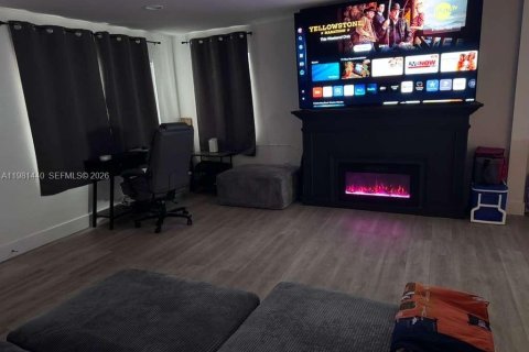 Снять в аренду виллу или дом в Майами, Флорида 3 спальни, 202.34м2, № 2080504 - фото 9