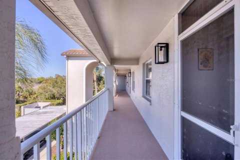 Copropriété à vendre à Sarasota, Floride: 2 chambres, 115.01 m2 № 2094045 - photo 5