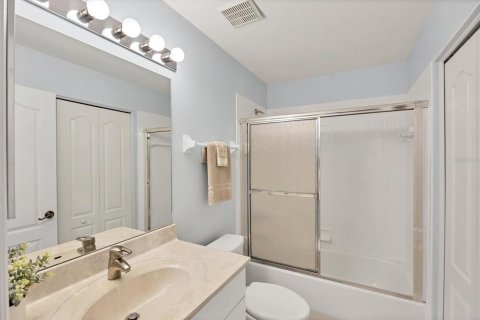 Copropriété à vendre à Sarasota, Floride: 2 chambres, 115.01 m2 № 2094045 - photo 26