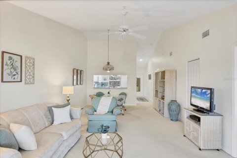 Copropriété à vendre à Sarasota, Floride: 2 chambres, 115.01 m2 № 2094045 - photo 10