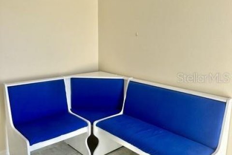 Снять в аренду коммерческую недвижимость в Нью-Порт-Ричи, Флорида № 1724778 - фото 22