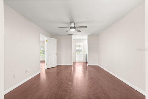 Casa en venta en Eustis, Florida, 3 dormitorios, 238.02 m2 № 1918680 - foto 24
