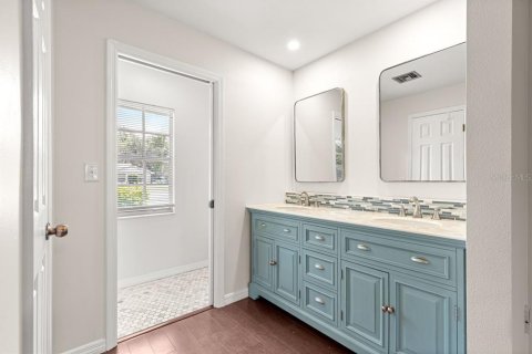 Casa en venta en Eustis, Florida, 3 dormitorios, 238.02 m2 № 1918680 - foto 25