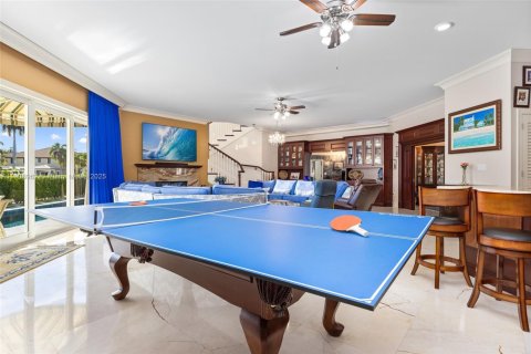 House in Fort Lauderdale, Florida 4 bedrooms, 537.35 sq.m. № 2082128 - photo 21