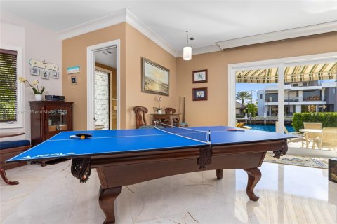 House in Fort Lauderdale, Florida 4 bedrooms, 537.35 sq.m. № 2082128 - photo 20