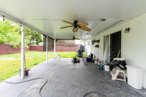 Снять в аренду виллу или дом в Майами, Флорида 4 спальни, 120.4м2, № 1922688 - фото 25