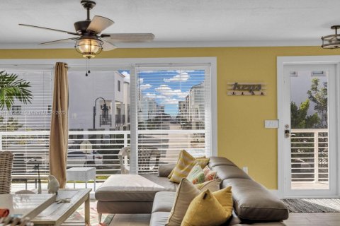 Casa en venta en Key Largo, Florida, 4 dormitorios, 143.07 m2 № 2061191 - foto 16