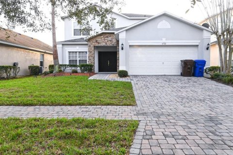 Casa en alquiler en Kissimmee, Florida, 5 dormitorios, 244.89 m2 № 1918201 - foto 3