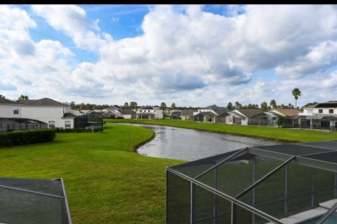 Casa en alquiler en Kissimmee, Florida, 5 dormitorios, 244.89 m2 № 1918201 - foto 11