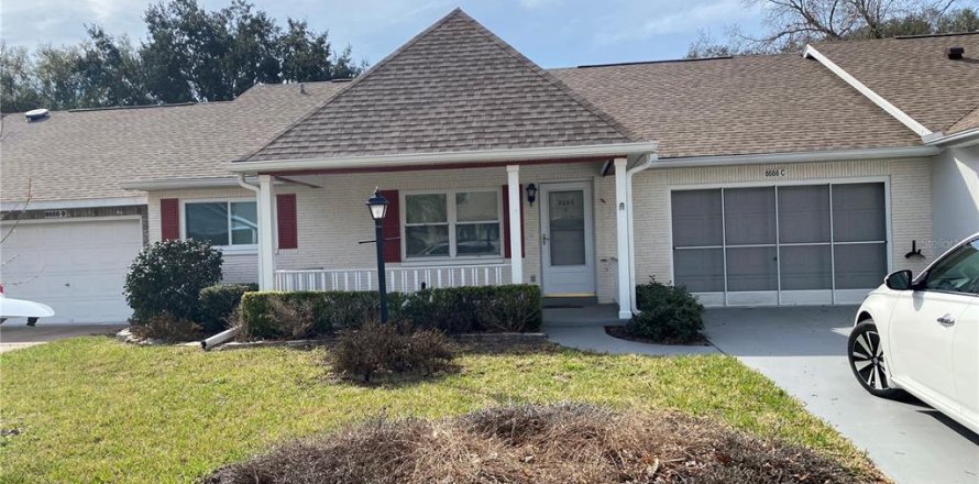 House in Ocala, Florida 2 bedrooms, 129.51 sq.m. № 2206181