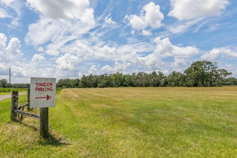 Terreno en venta en Bunnell, Florida № 1918887 - foto 6