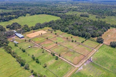 Terreno en venta en Bunnell, Florida № 1918887 - foto 1