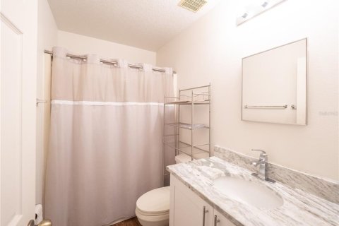 House in Orlando, Florida 4 bedrooms, 302.68 sq.m. № 1780911 - photo 22