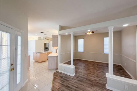 House in Sebring, Florida 3 bedrooms, 192.31 sq.m. № 2207856 - photo 7