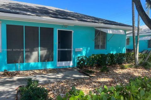 Снять в аренду квартиру в Лейк-Уорт, Флорида 1 спальня, 60.39м2, № 2055676 - фото 1