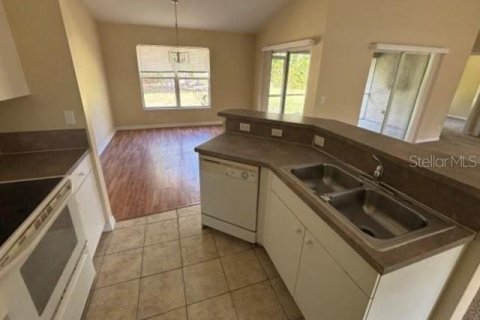 House in North Port, Florida 3 bedrooms, 142.23 sq.m. № 2102608 - photo 6