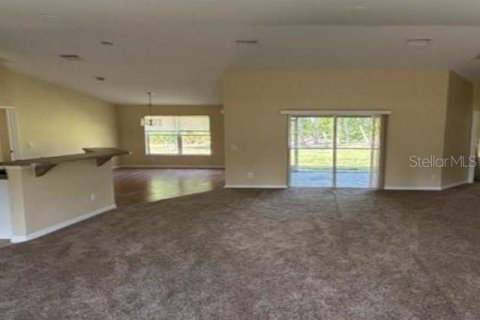 House in North Port, Florida 3 bedrooms, 142.23 sq.m. № 2102608 - photo 3