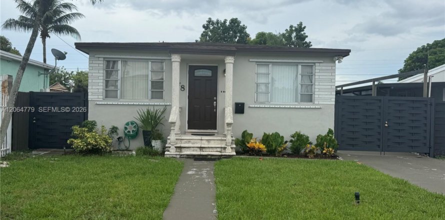 Villa ou maison à Hialeah, Floride 3 chambres, 95.22 m2 № 2282655