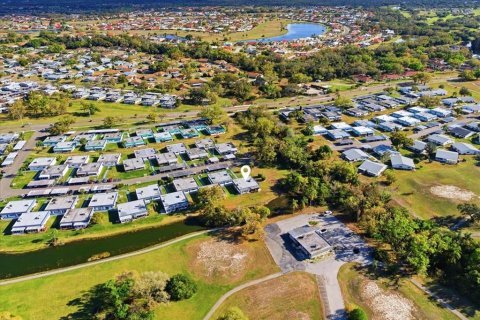 Condo in Sun City Center, Florida, 1 bedroom  № 2275770 - photo 6