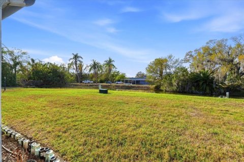 Condo in Sun City Center, Florida, 1 bedroom  № 2275770 - photo 25