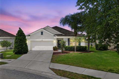 Villa ou maison à Riverview, Floride 4 chambres, 190.08 m2 № 2401172