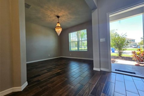 Villa ou maison à louer à Riverview, Floride: 4 chambres, 190.08 m2 № 2401172 - photo 12