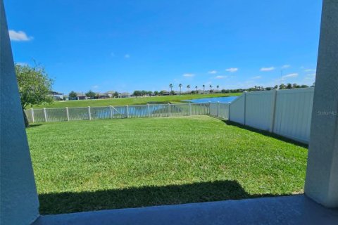 Villa ou maison à louer à Riverview, Floride: 4 chambres, 190.08 m2 № 2401172 - photo 24