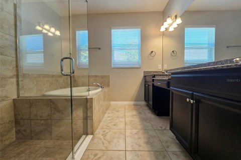 Villa ou maison à louer à Riverview, Floride: 4 chambres, 190.08 m2 № 2401172 - photo 15