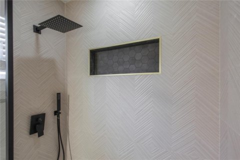 Casa en venta en Orlando, Florida, 4 dormitorios, 134.34 m2 № 2118138 - foto 17