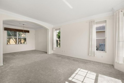 Villa ou maison à vendre à Orlando, Floride: 4 chambres, 250.93 m2 № 2151632 - photo 5