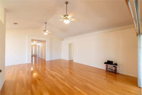 Casa en venta en Hernando, Florida, 3 dormitorios, 185.8 m2 № 2098752 - foto 8