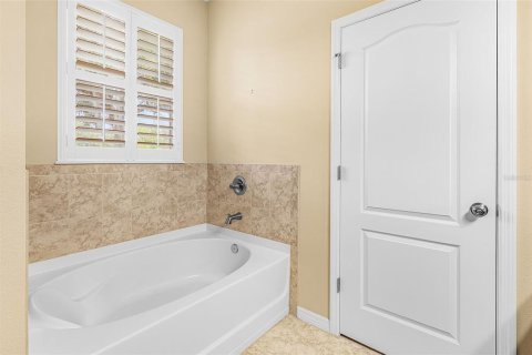Villa ou maison à vendre à Sarasota, Floride: 3 chambres, 165.37 m2 № 2231969 - photo 20