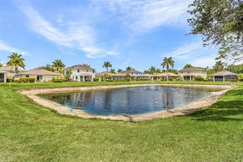 Villa ou maison à vendre à Sarasota, Floride: 3 chambres, 165.37 m2 № 2231969 - photo 28