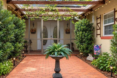 Villa ou maison à vendre à Sanford, Floride: 3 chambres, 164.25 m2 № 2419777 - photo 2