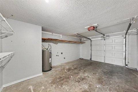 Touwnhouse à vendre à Tampa, Floride: 2 chambres, 101.82 m2 № 2216827 - photo 22